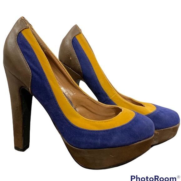 Colour block faux suede platform heels - Picture 2 of 5